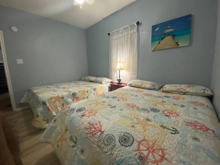 Beach House With Ocean View Surfside Beach Kültér fotó