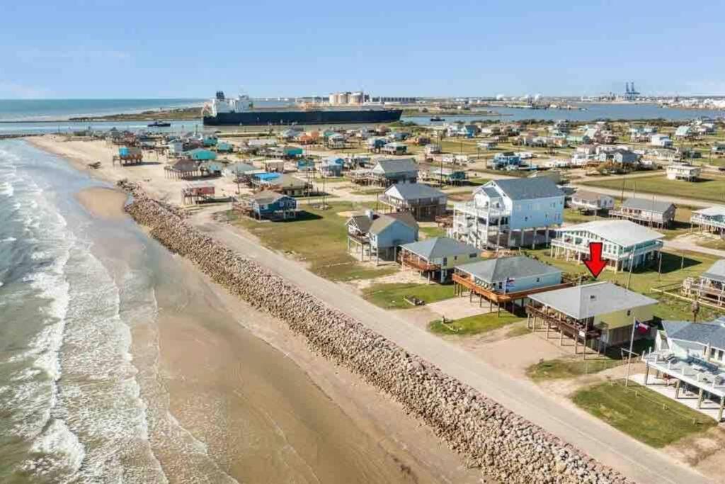 Beach House With Ocean View Surfside Beach Kültér fotó